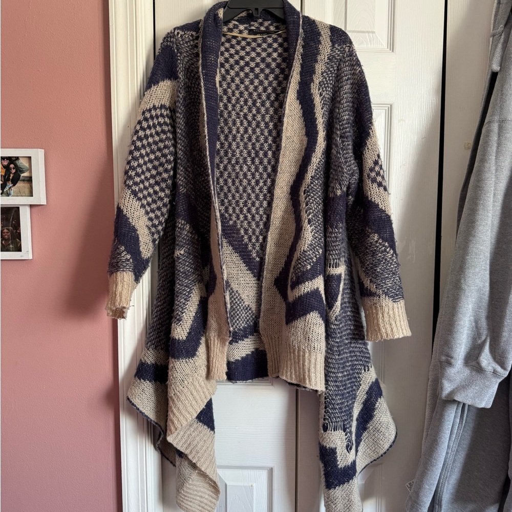 BCBGMaxAzria Navy and Cream Geometric Cardigan